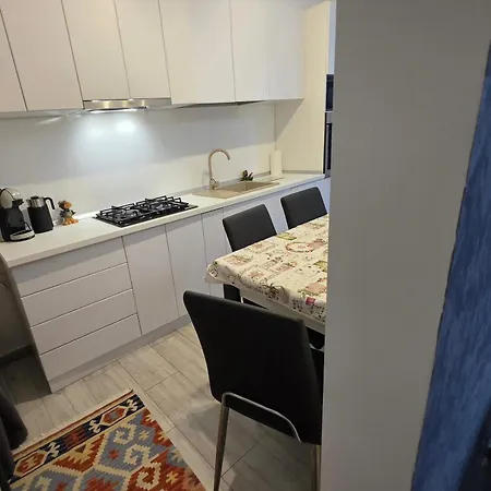 Zen Apartment
